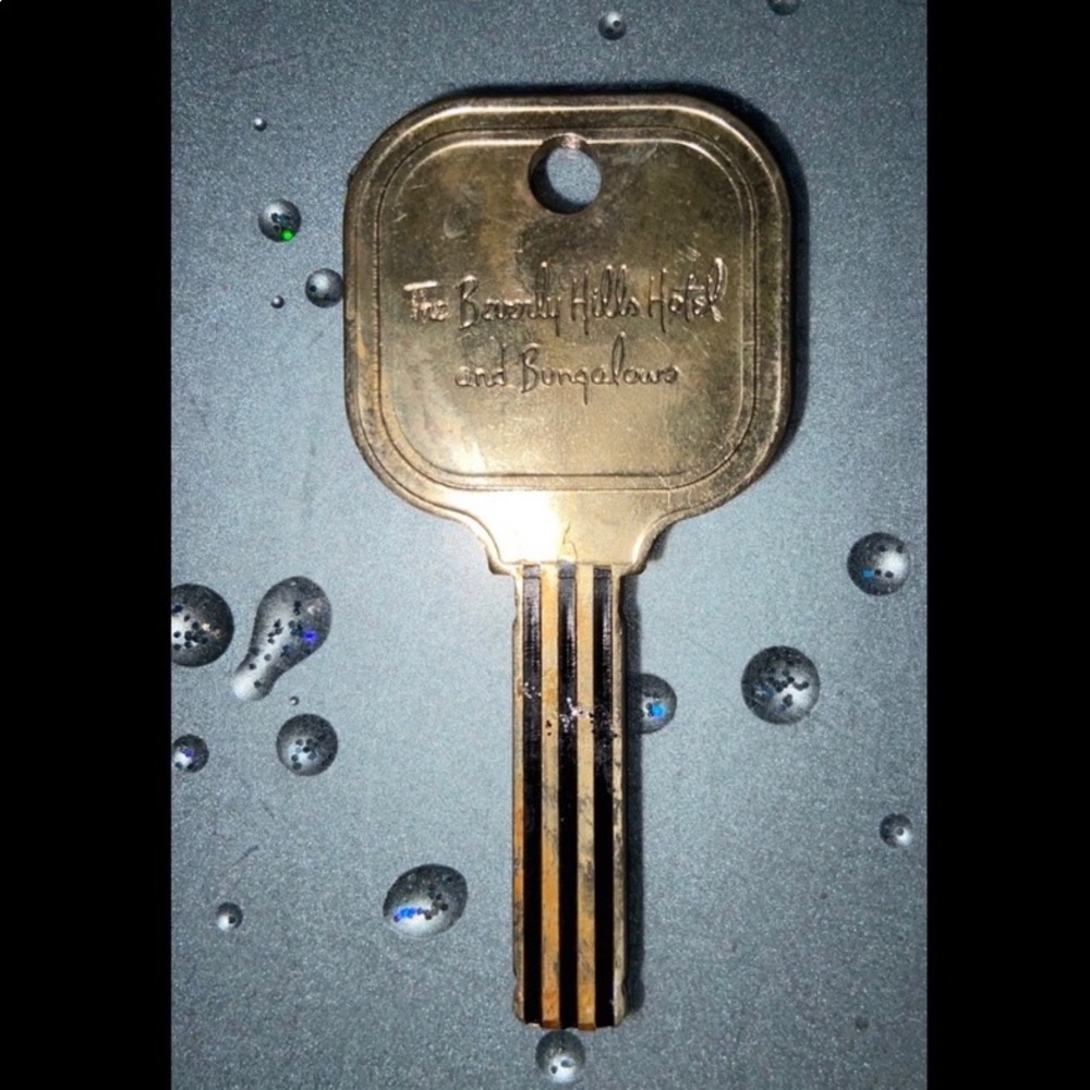THE BEVERLY HILLS HOTEL AND BUNGALOWS VINTAGE KEY